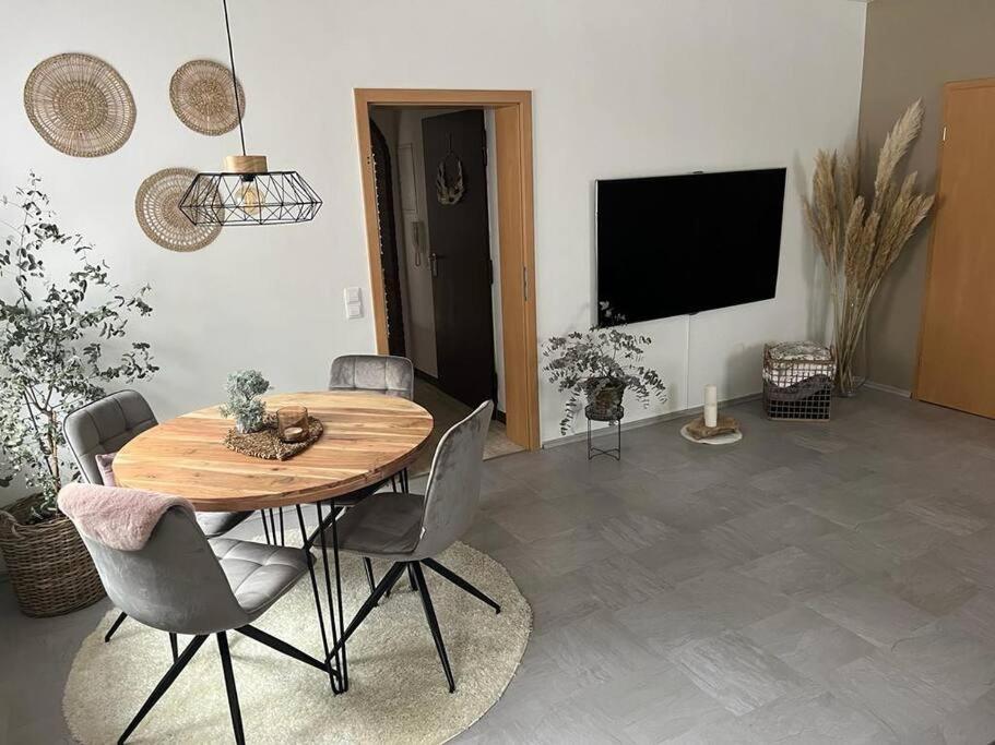 2-Zimmer Wohnung 80Qm Bis 4Pers. Winningen Buitenkant foto